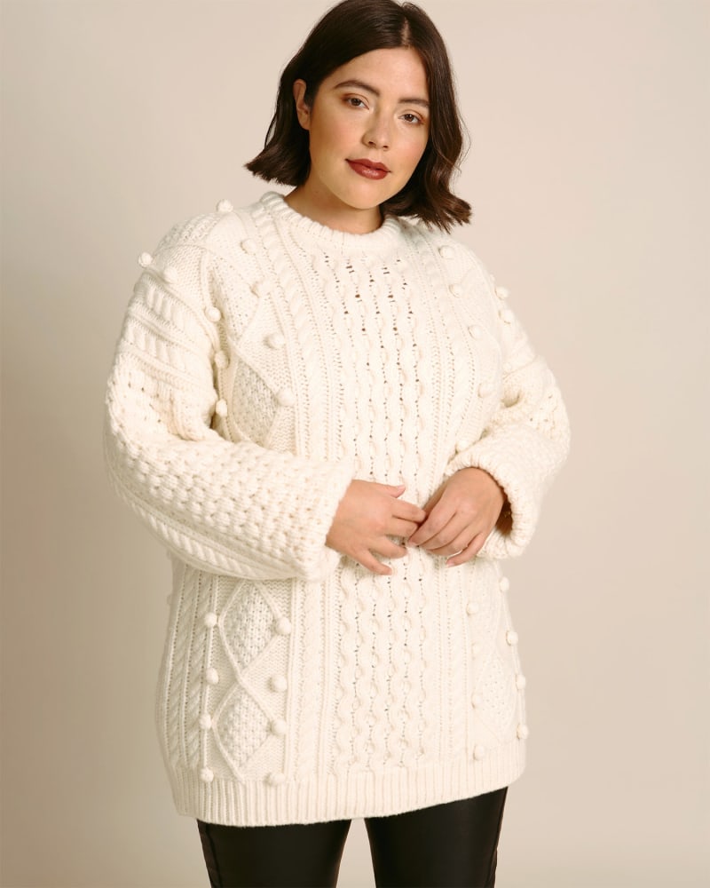 Front of a model wearing a size XXL Aran Knit Sweater in Ivory by Christopher Kane. | dia_product_style_image_id:227066